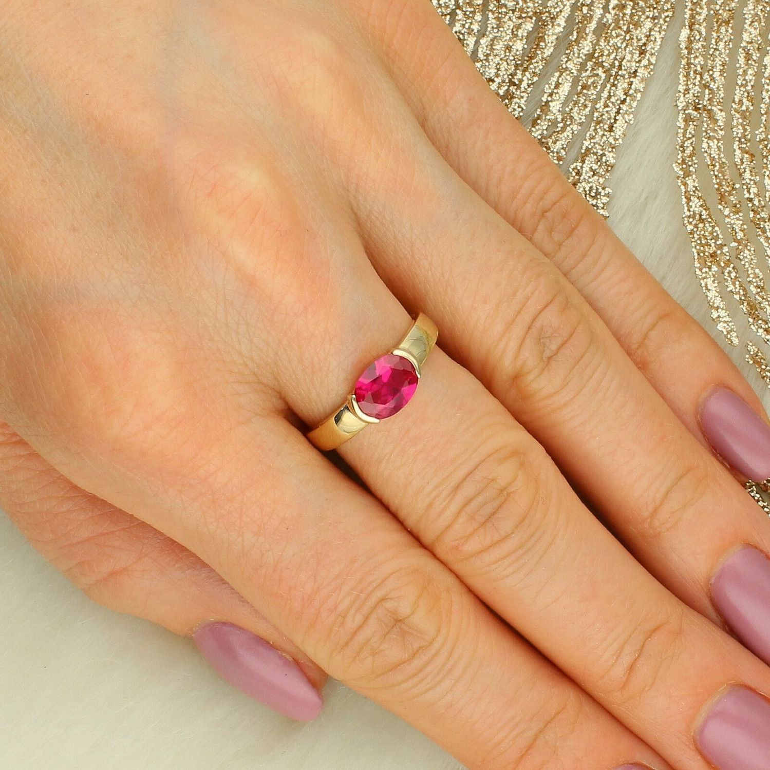 Złoty pierścionek damski z owalnym rubinem syntetycznym. Elegancki model z kolekcji Rainbow – idealny na zaręczyny i wyjątkowy prezent.1.jpg